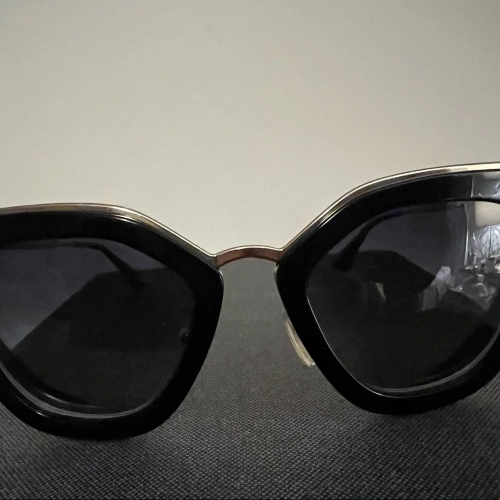 Prada frames - Picture 4 of 7
